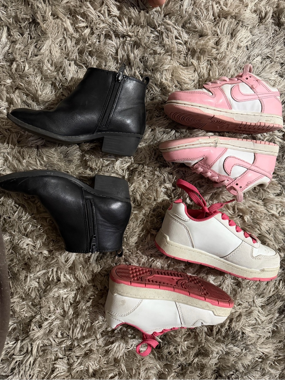 Nike Kids Pink & White Sneakers with Hot Pink Accents
